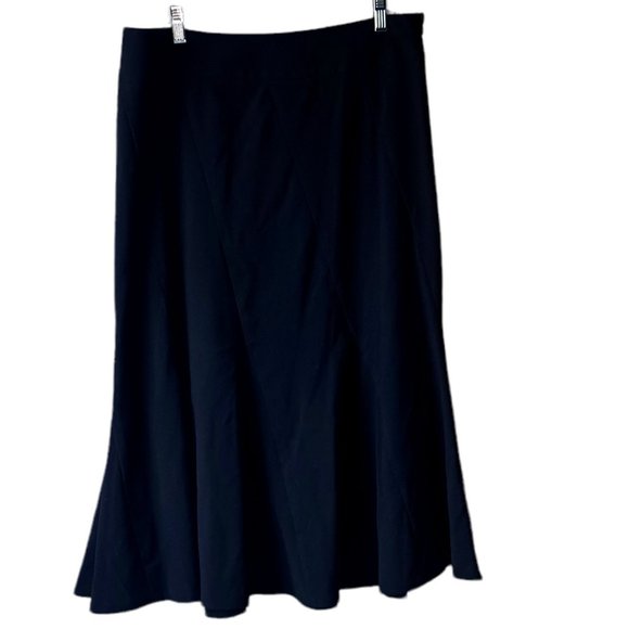 dressbarn Dresses & Skirts - Dressbarn Black Skirt Size 14